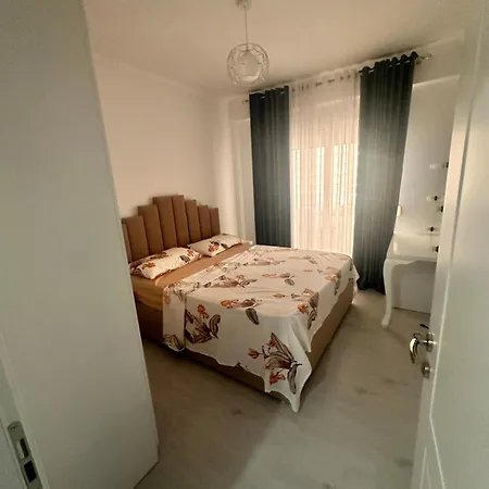 Apartment Lagja 13 Plazh *